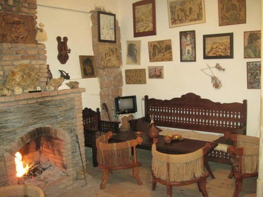 Guest House Gallery Oni Buitenkant foto